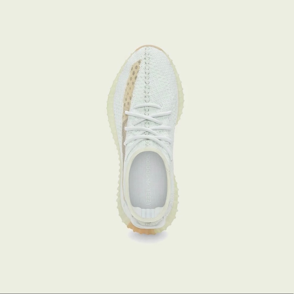 Yeezy Boost 350 V2 Hyperspace